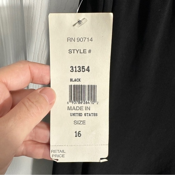 MSK Evening Collection wide leg capris, size 16, poly/spandex, office, evening - Picture 6 of 10